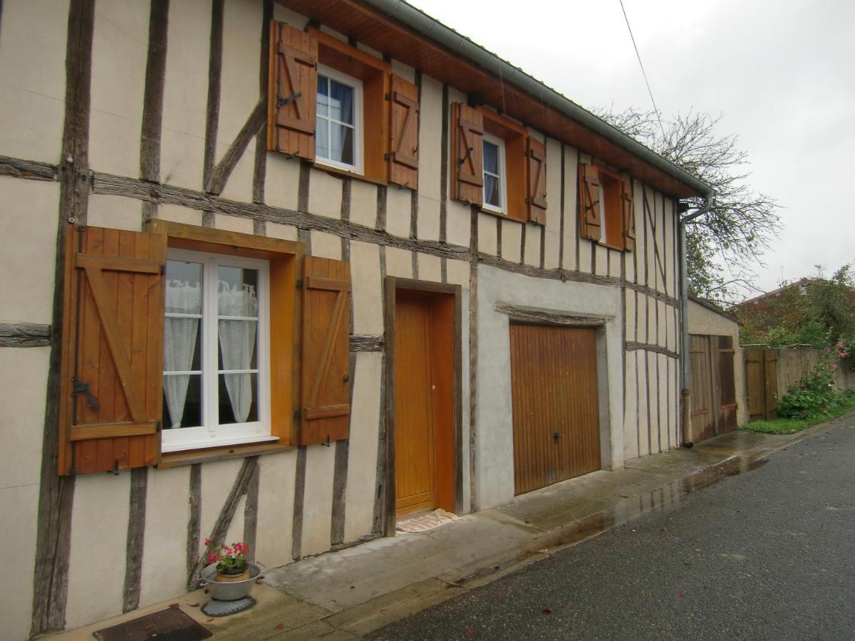 Le Bois Flotte Villa Arrigny Cameră foto